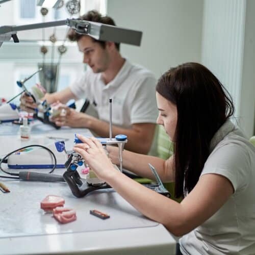 Arbeit im Dentallabor Nobilis