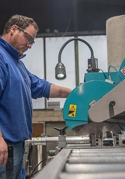 Industrie Flexarmleuchten im Einsatz