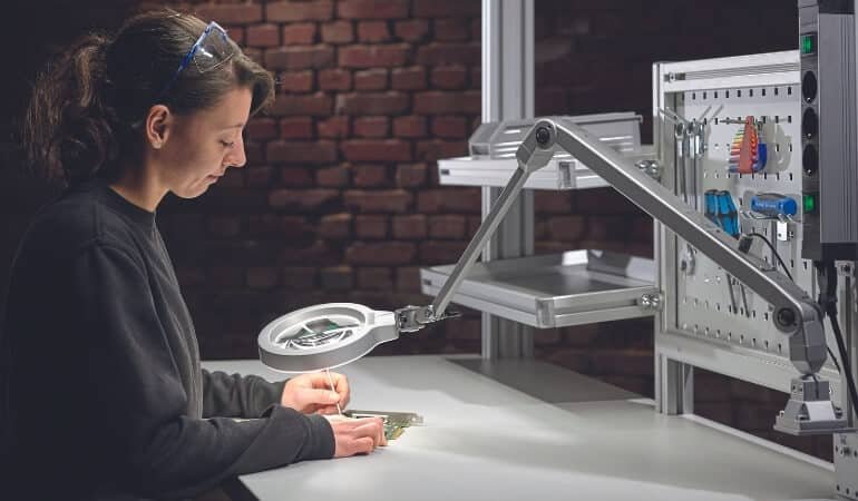 Perfekte Arbeitsbedingungen für präzise Feinarbeiten