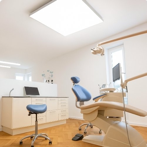 Lichtplanung in der Zahnarztpraxis Behandlungsraum 1